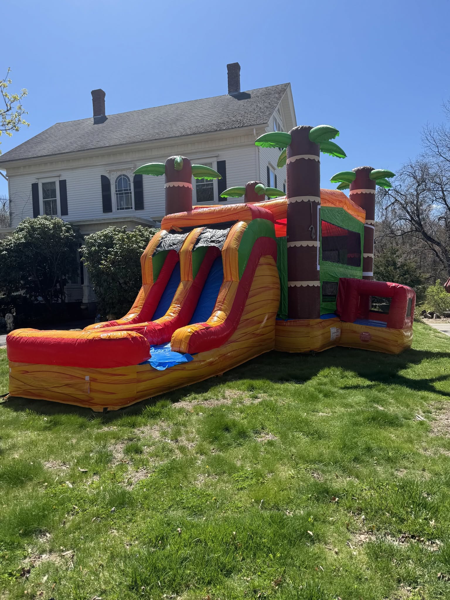 Inflatable combo unit